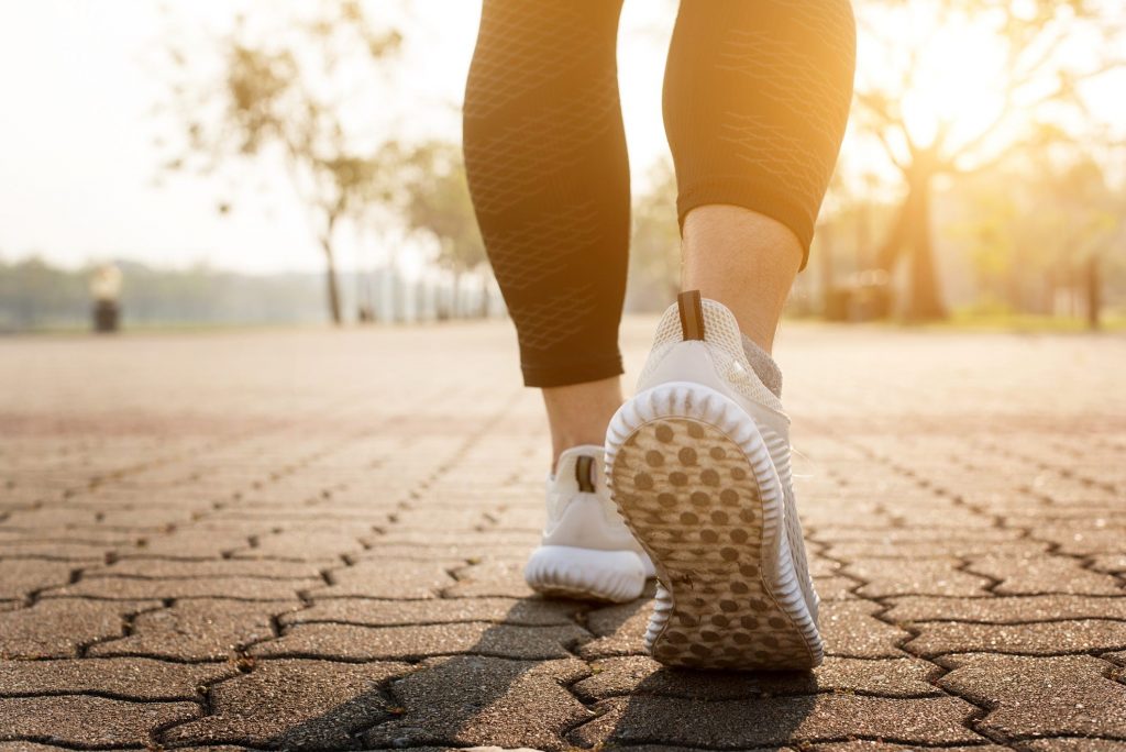 5 hacks to turn your walk into a workout