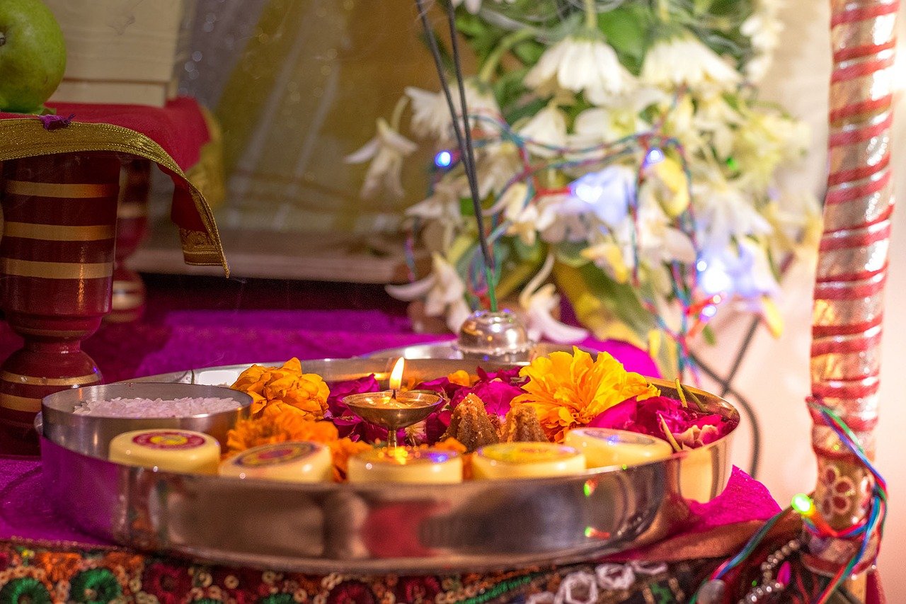 Ways To Decorate Your Puja Thali On Raksha Bandhan