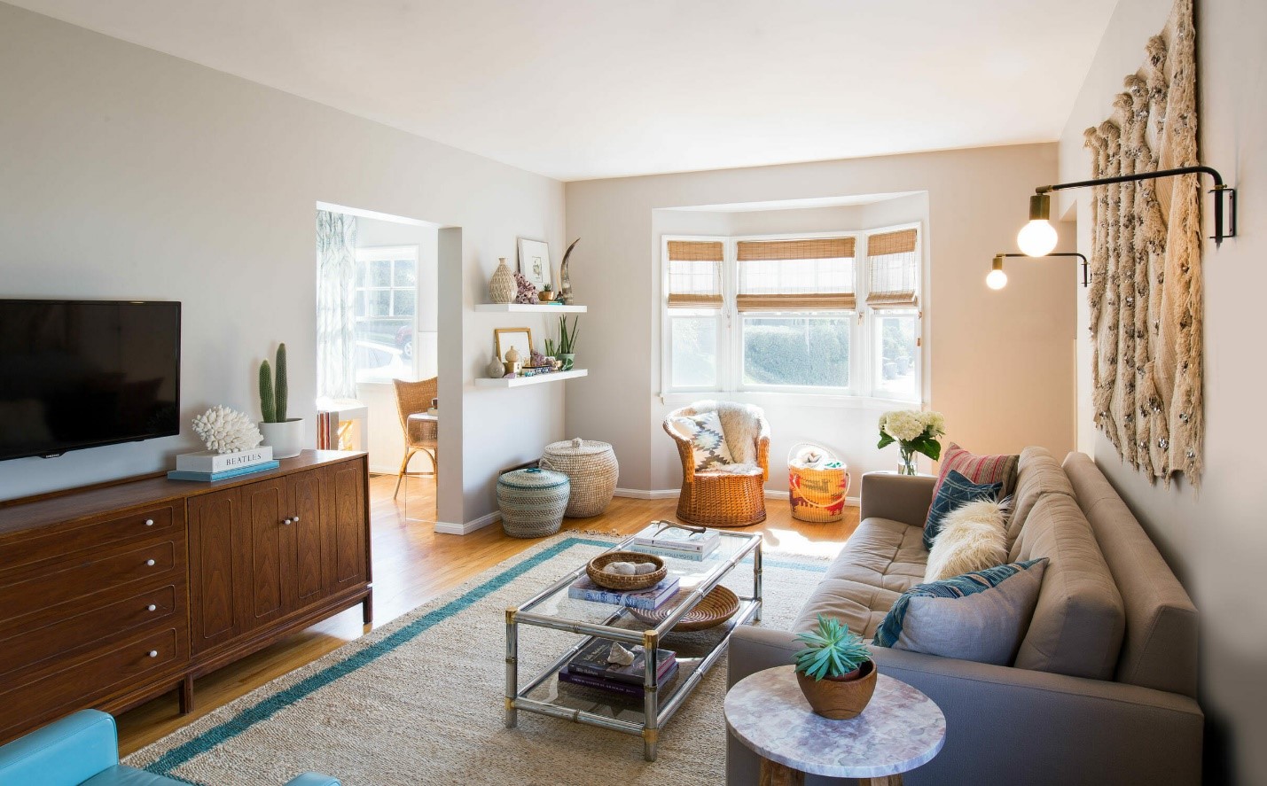 10 Tips to Arrange Furniture like a Professional Interior Designer