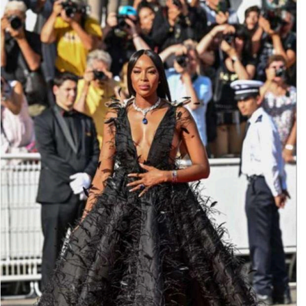 Stunned by Serpenti Ocean Treasure: Naomi Campbell in Bulgari 