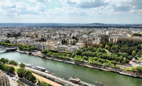 Centre of French Culture and Life: Seine River Image Credit: Britannica 