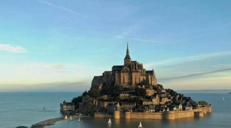 The Island Creation: Mont Saint-Michel 