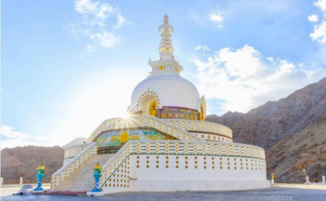 The Peaceful Oasis: Shanti Stupa 