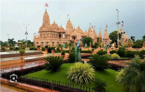 Nilkanth Dham Swami Narayan Temple 