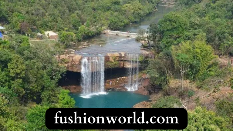 Top 10 Most Popular Tourist Destinations in Meghalaya