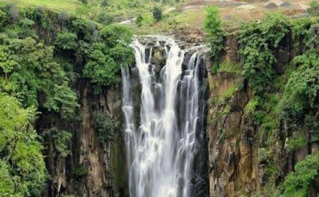 Patalpani Waterfall