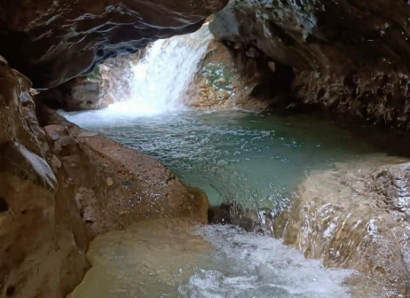 Robber's Cave (Guchhupani)