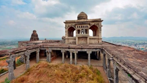  Krishnagiri Fort, Krishnagiri