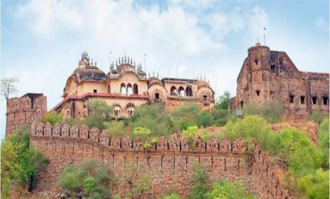 Alwar Fort or Bala Quila